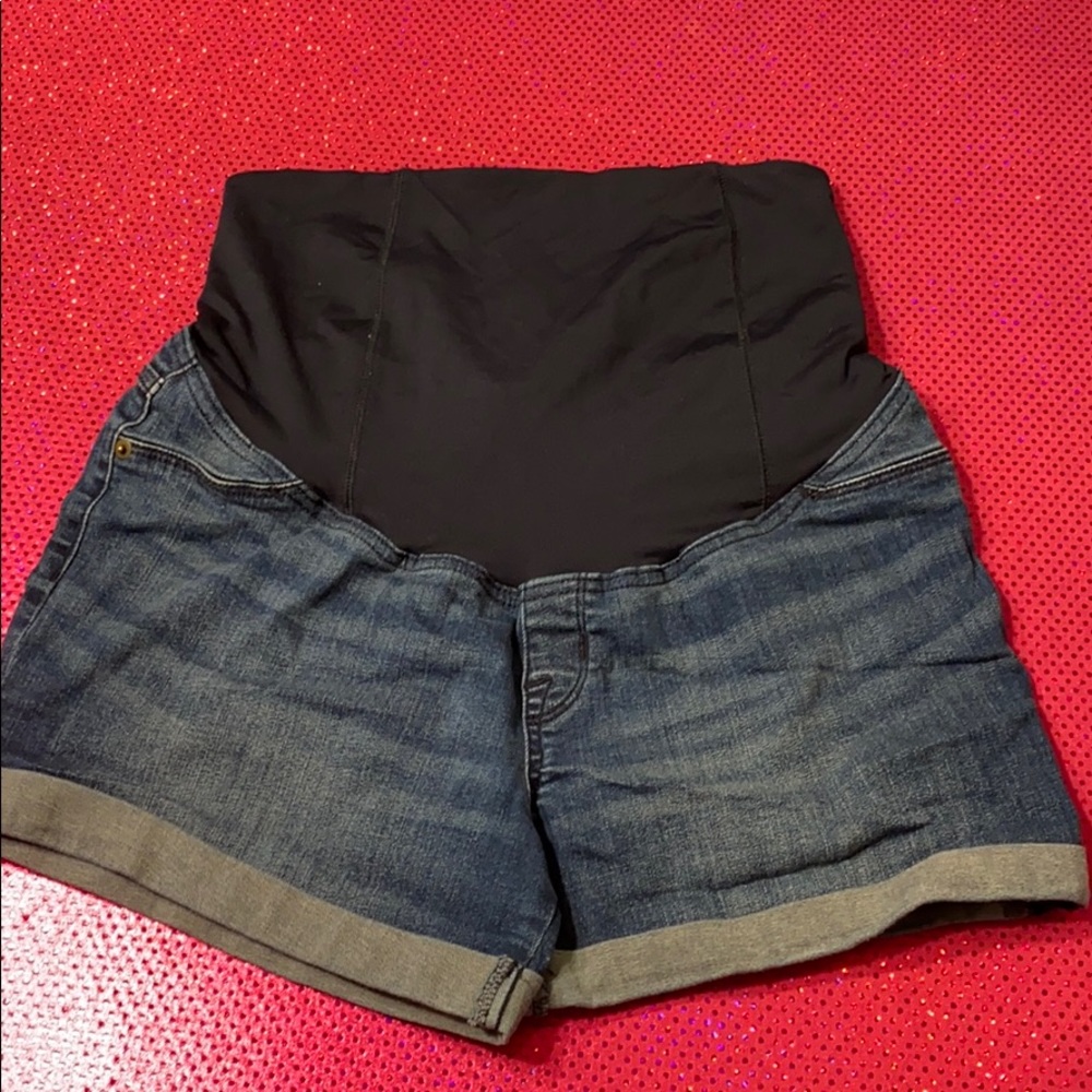 *10% off /2+* Maternity Jean Shorts size 8